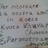 Un biglietto dell'agosto 1947 firmato da Kvuca Lhava e Chaviva e destinato ad Angelo. La dedica: �Per ricordare la nostra amicizia in Kozze"
